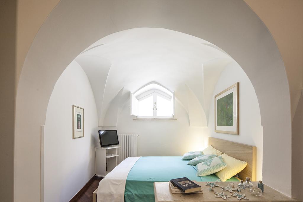 برينديسي B&B Acquapazza الغرفة الصورة